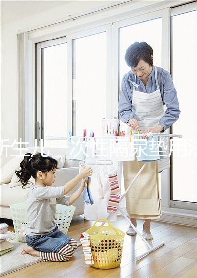 新生兒一次性隔尿墊用法詳解，放在床單上而不是替代尿布